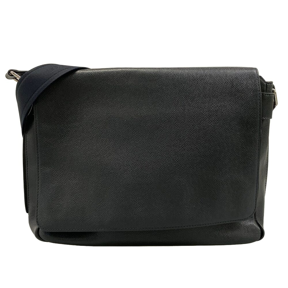 Louis Vuitton Roman MM Taiga Shoulder Bag M32624
